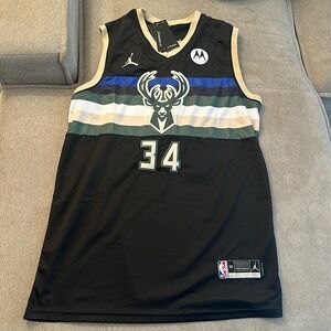 Milwaukee Bucks Jersey